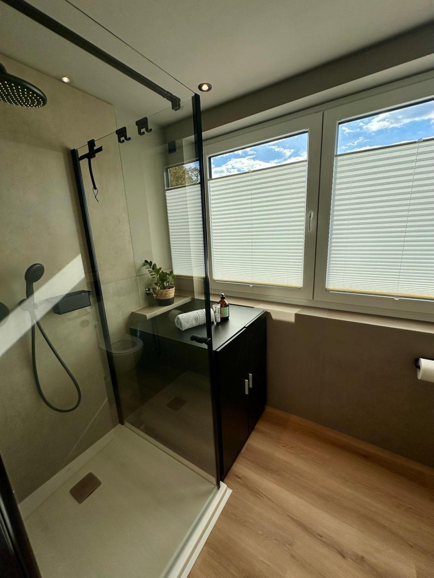 Seeblick-Apartment In Hattingen - Urlaubsfeeling Mitten Im Ruhrgebiet Luaran gambar